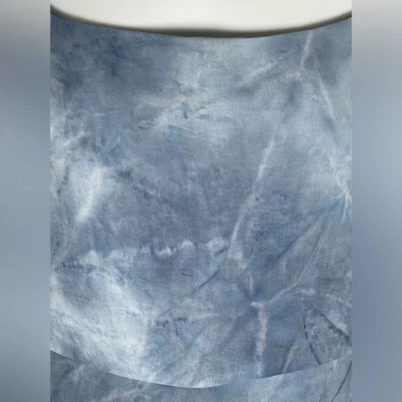 Altar’d State Blue Tie Dye Romper Medium - Picture 3 of 5